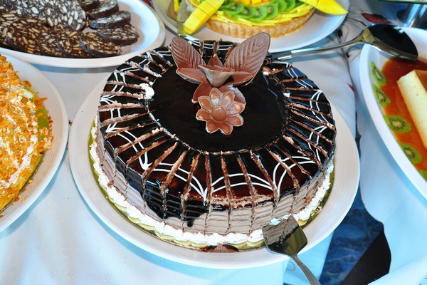 Sunday Buffet at Bay Lodge